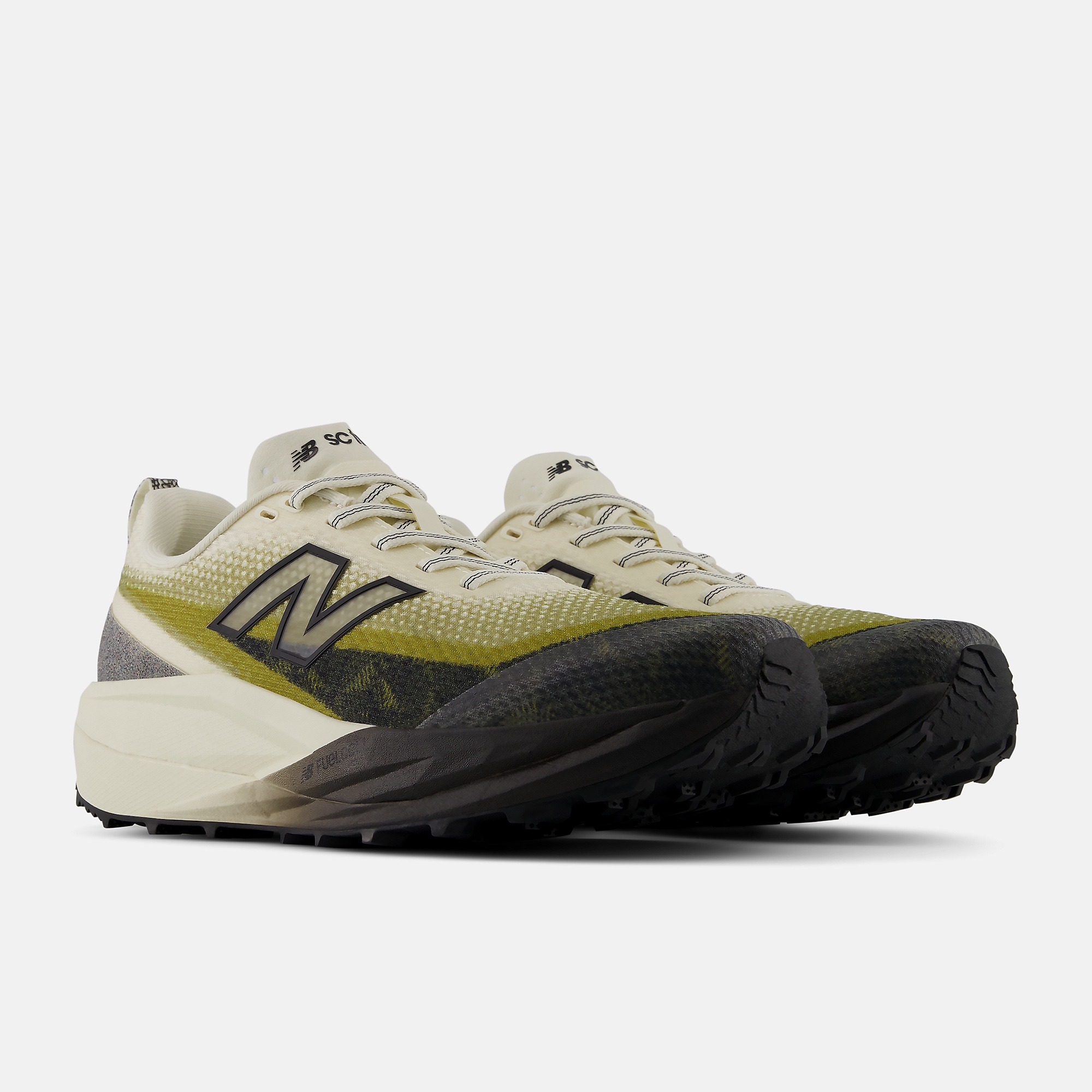 New Balance FuelCell SuperComp Trail v2, WTRX491