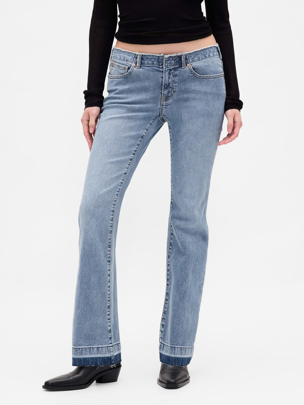 Low Rise Long & Lean Split-Hem Jeans - Light blue tint