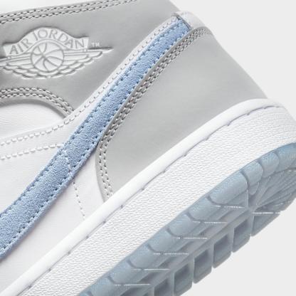 Women's Air Jordan Retro 1 Mid Casual Shoes - Psychic Blue/Sail/Coconut Milk/Neutral Grey - view 3