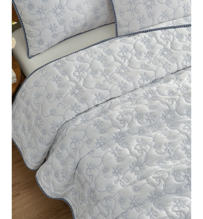 UGG® Botanic Lightweight 3-Piece Quilt Sets - Snow, Lilac