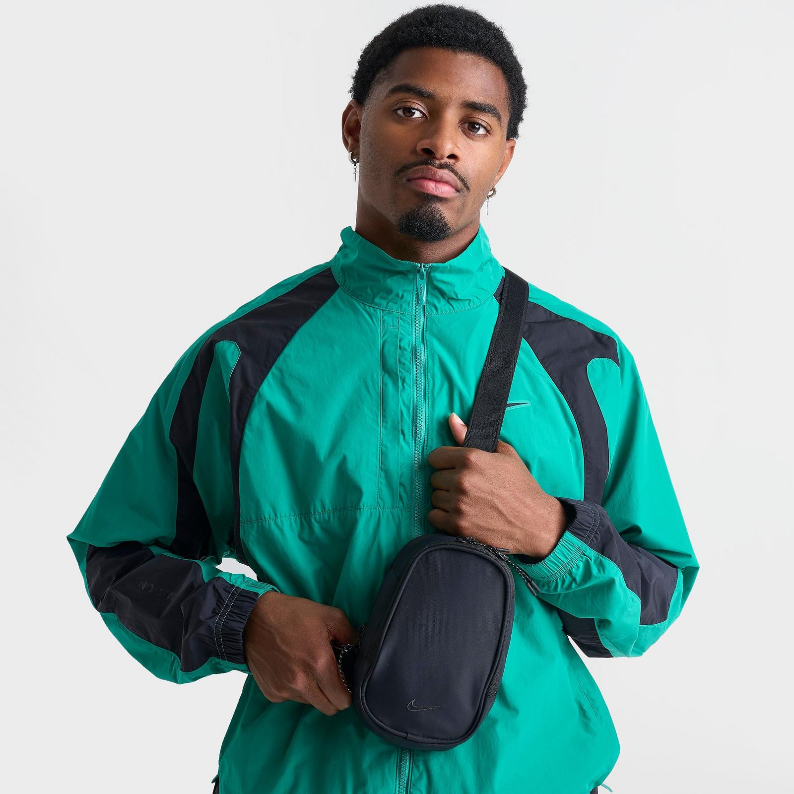 Nike Sportswear Commute Crossbody Bag (1L) - Black