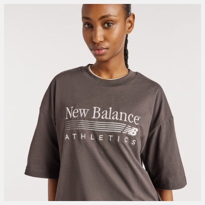 New Balance Trackside Oversized T-Shirt, WT6297MKBLK