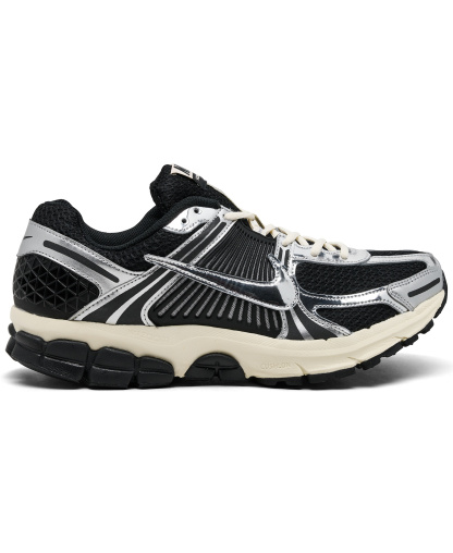 Nike Men's Zoom Vomero 5 Casual Sneakers from Finish Line - Black,Chrome