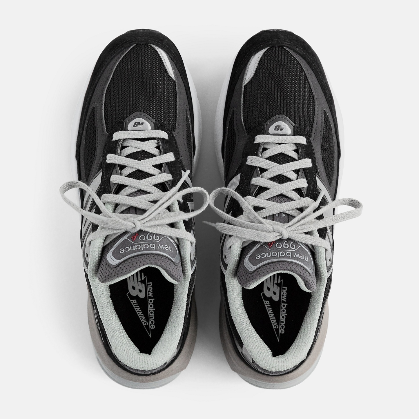 New Balance Made in USA 990v6, W990BK6