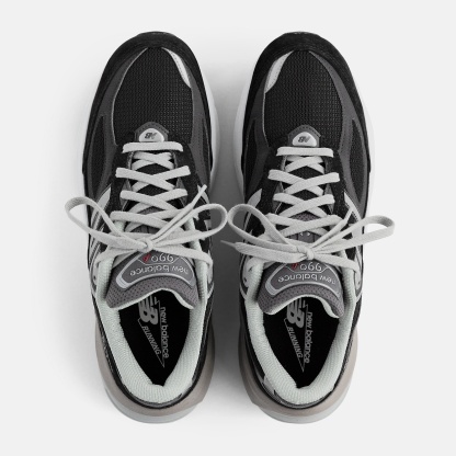 New Balance Made in USA 990v6, W990BK6