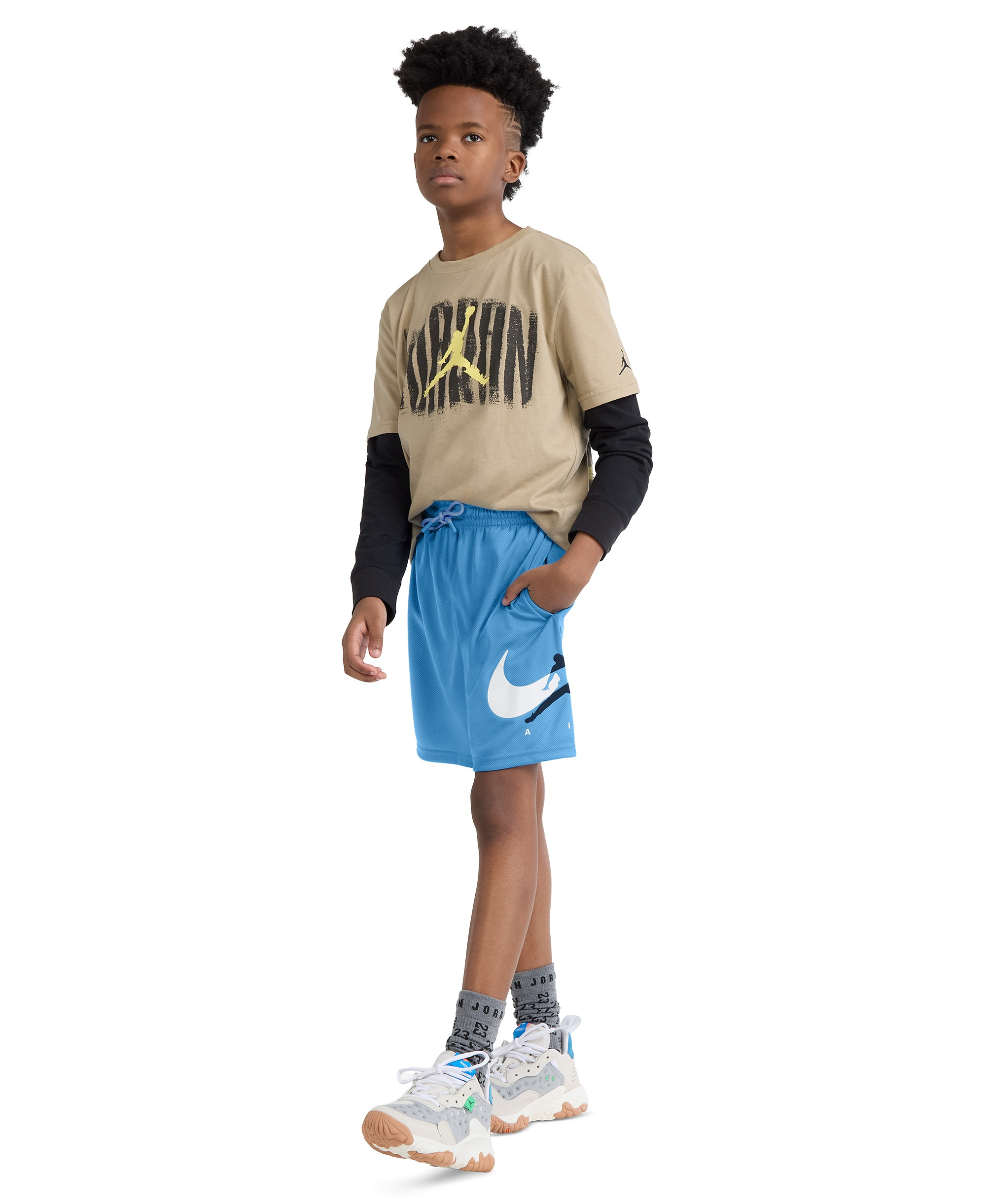Jordan Boys' 8-20 Graphic Varsity-Style Mesh Shorts - Univeristy Blue