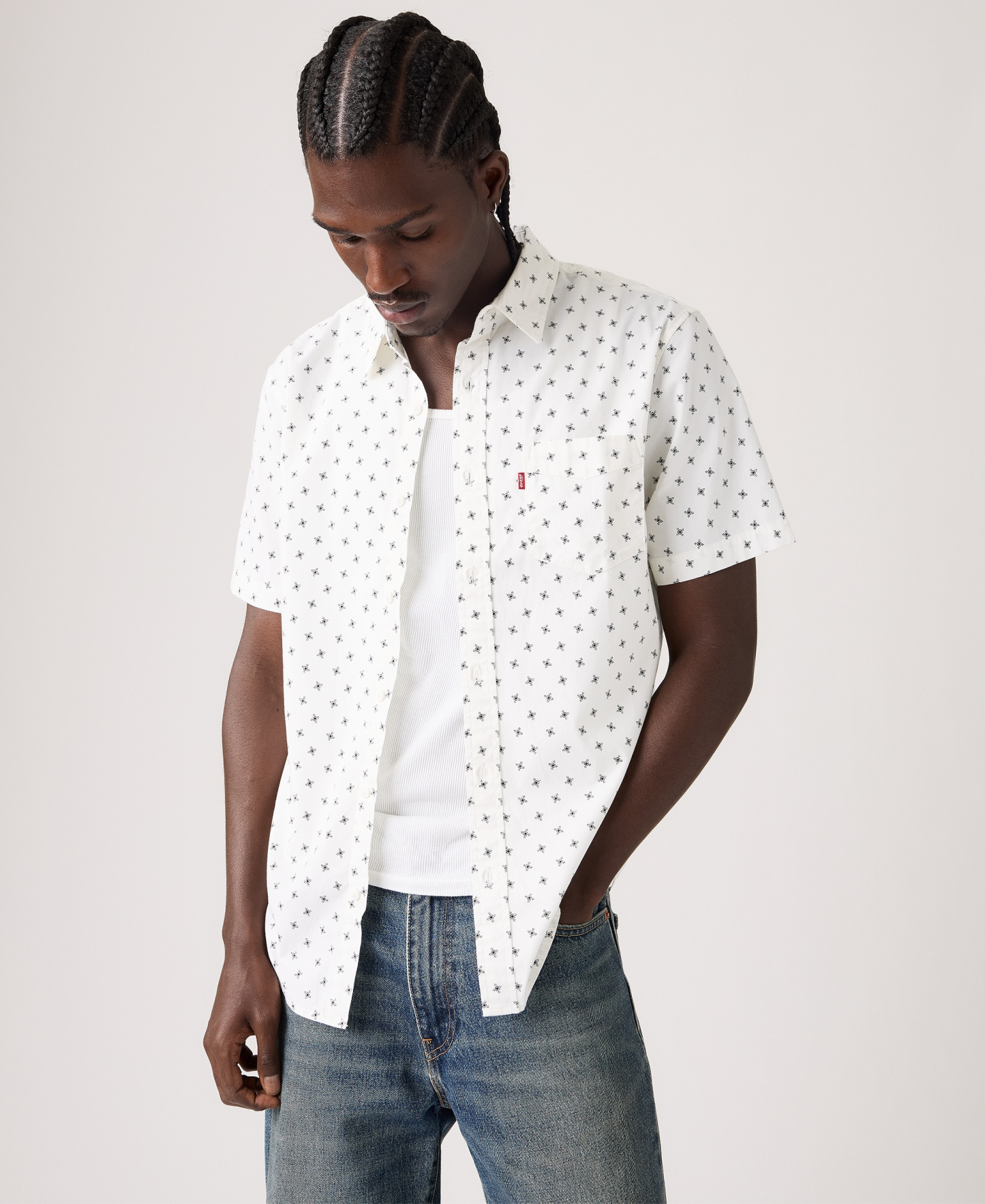 Levi's Men's Classic Pocket Short-Sleeve Shirt - White
