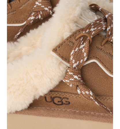 UGG® Women's Lowmel Round Toe Mule Clogs - Chestnut