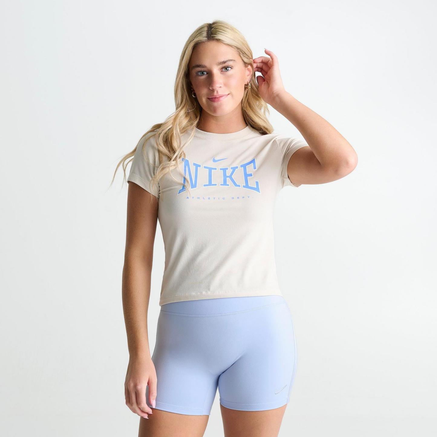 Women's Nike Sportswear Slim Mod Crop T-Shirt - White (IR8967-104)
