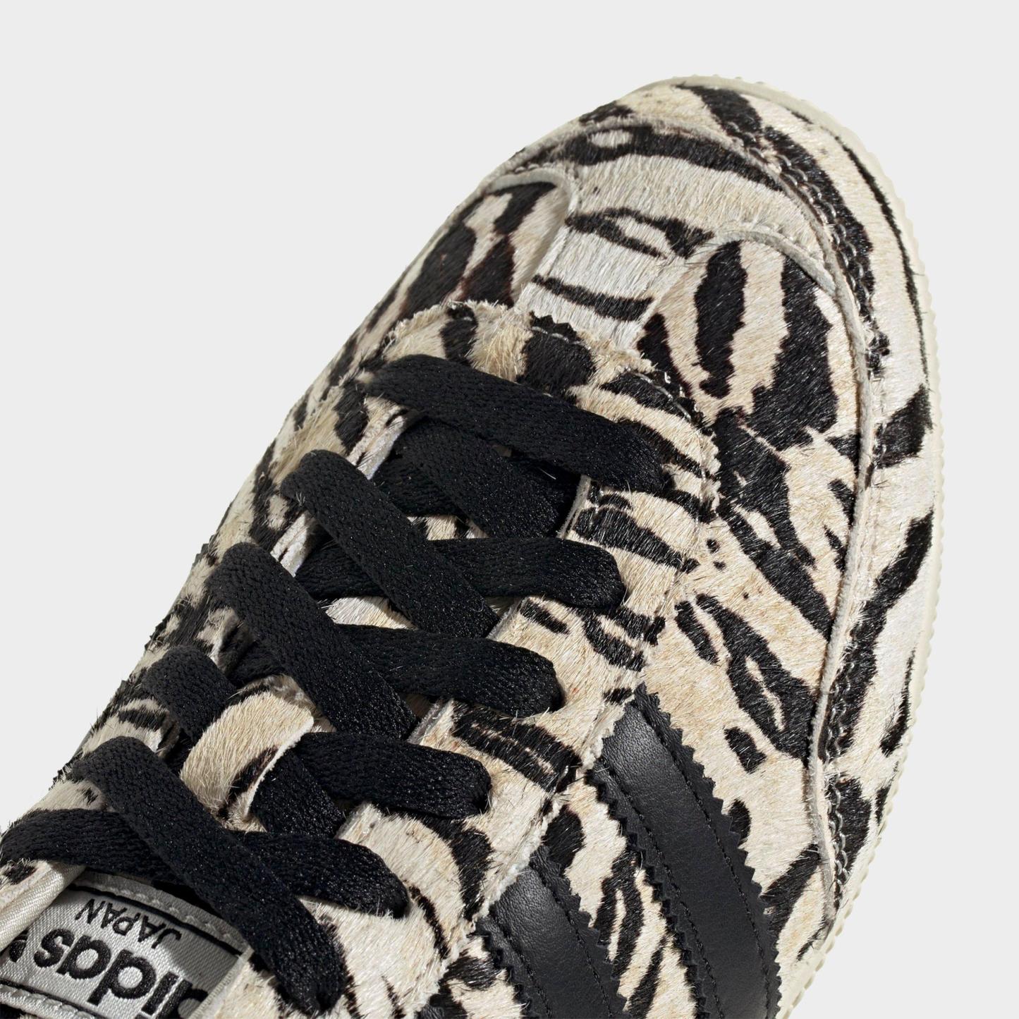 Women's adidas Originals Japan Casual Shoes - Part 3 - Off White/Core Black/Core Black - Detail shot