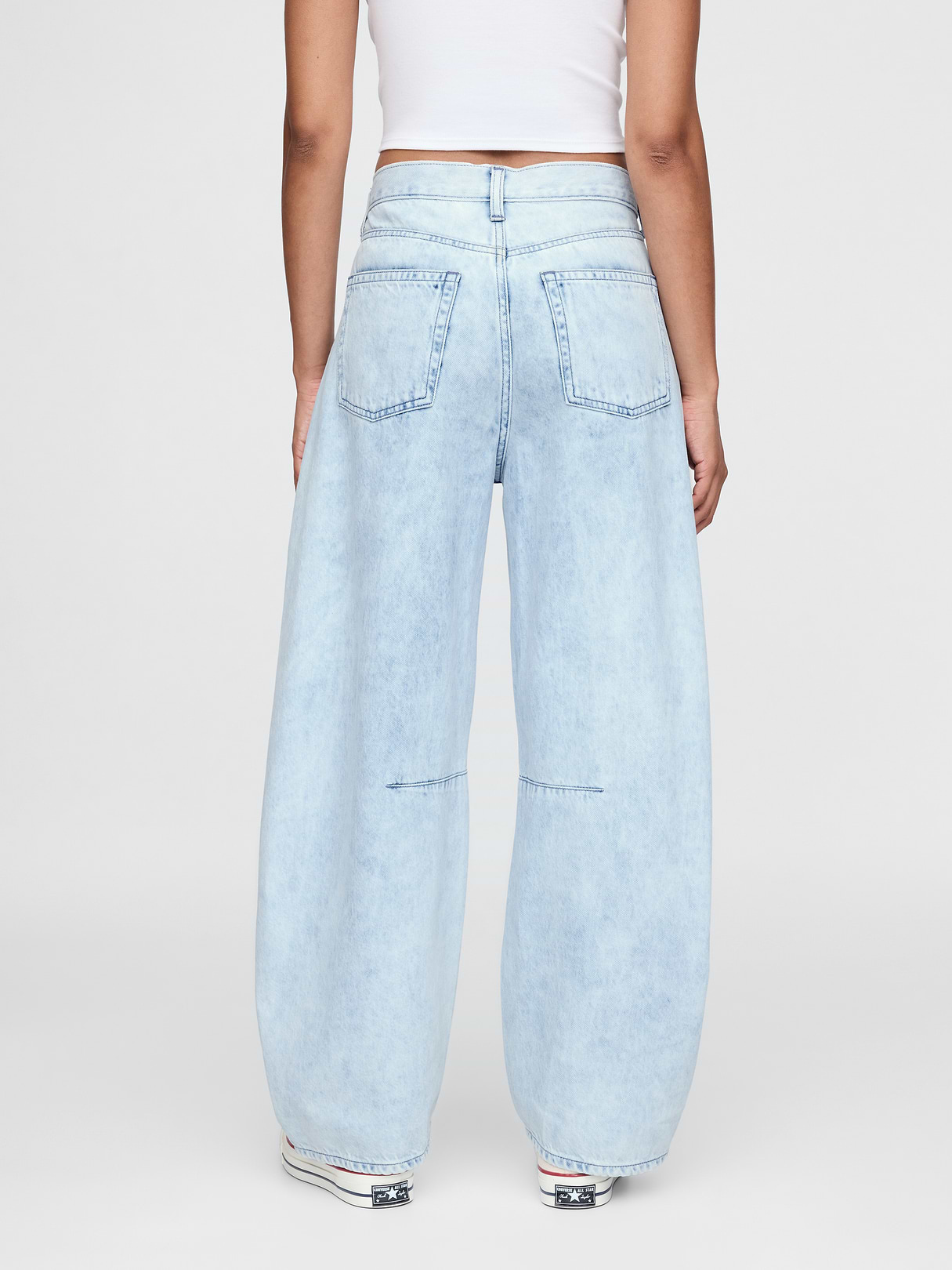 High Rise UltraSoft Crossover Horseshoe Jeans - Light indigo
