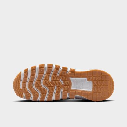 Men's Nithtke Free Metcon 6 Training Shoes - White/Gum Light Brown/Hemp - Bottom view
