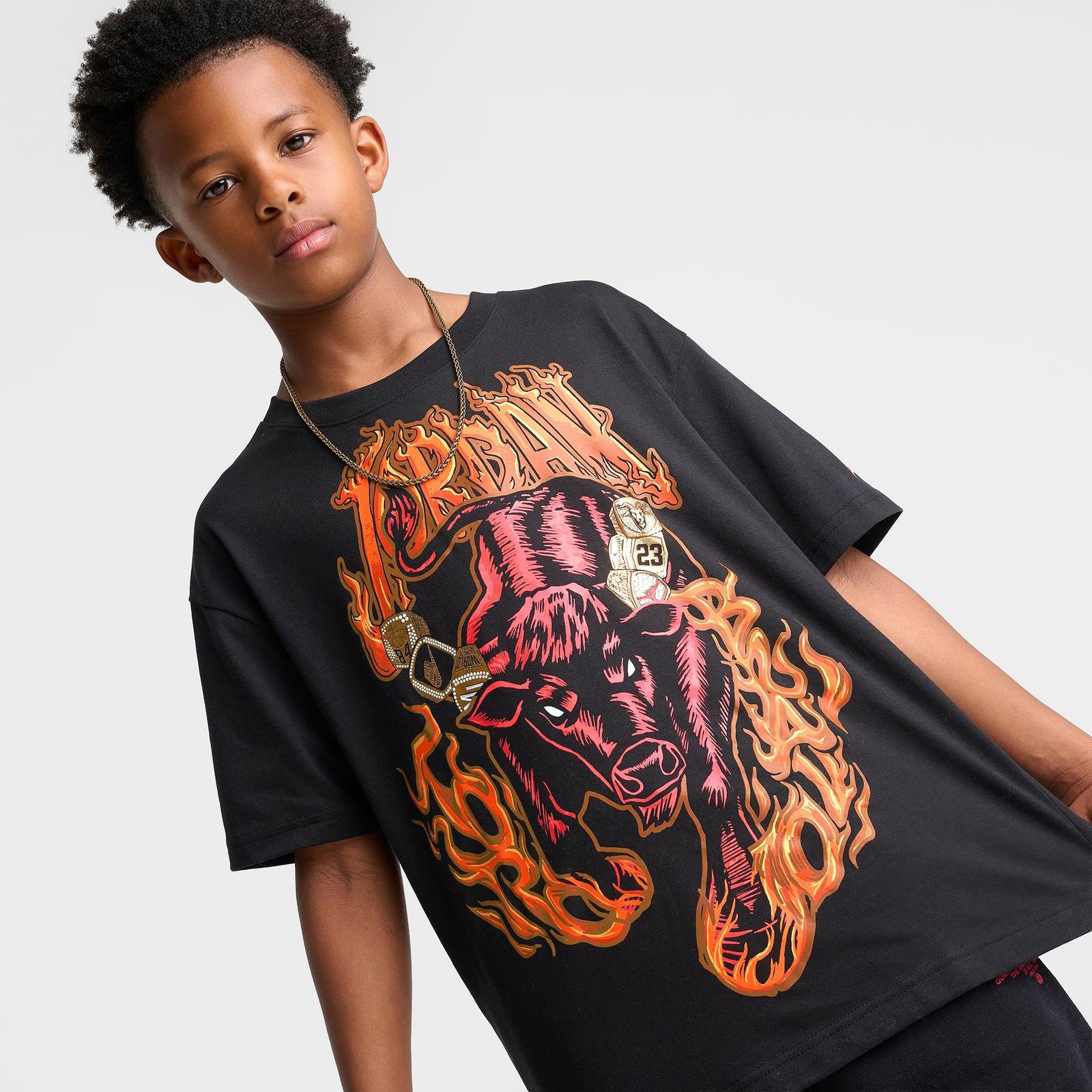 Big Kids' Jordan Toro Bravo Retro Graphic T-Shirt - Black - view 5