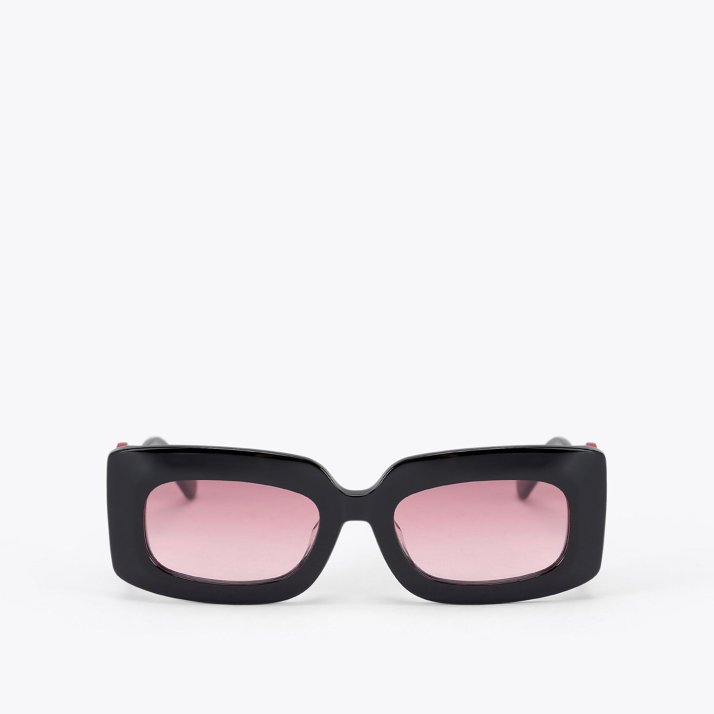 Kurt Geiger London Xl Heart Rectangle Sunglasses - Pink