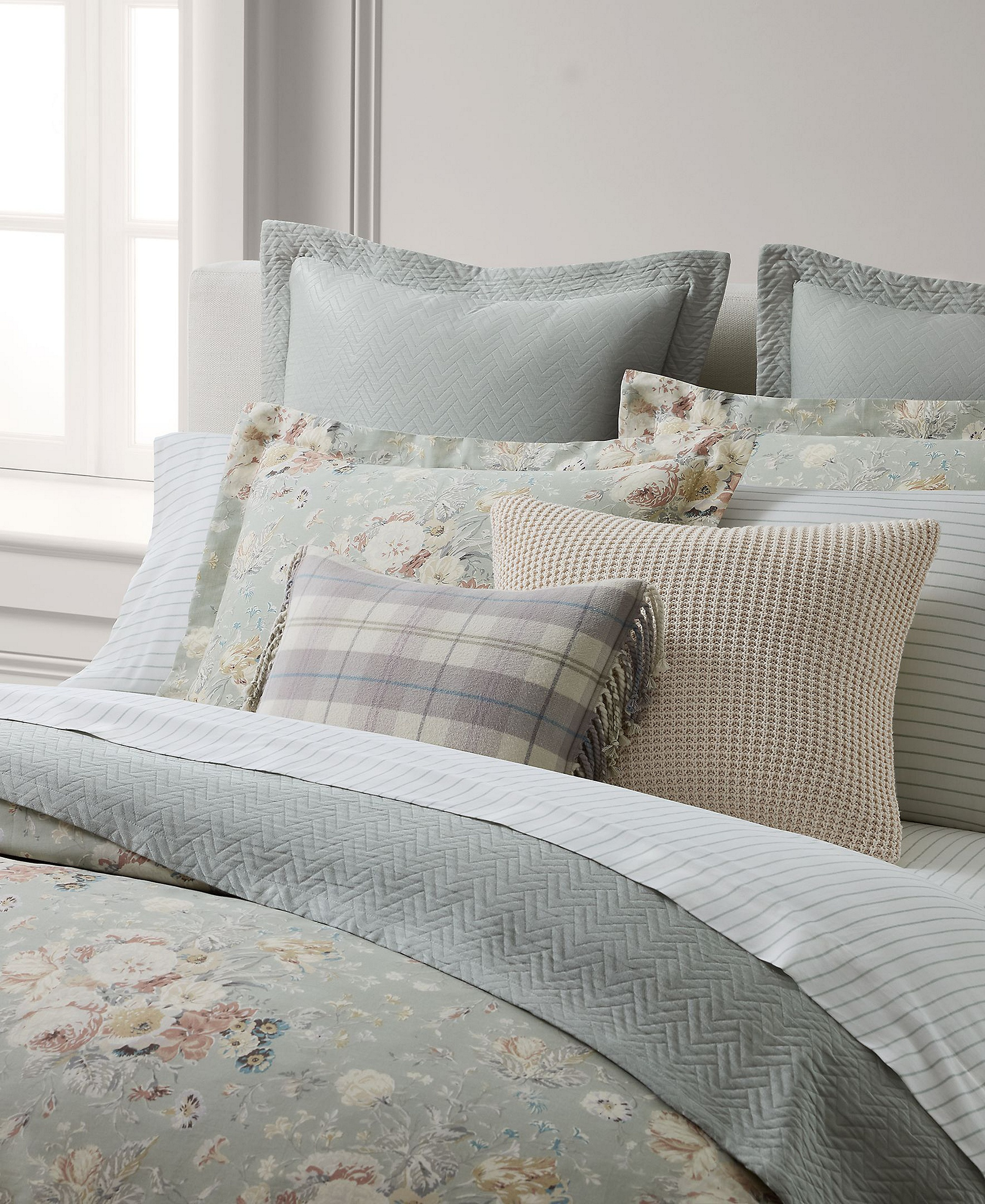 Lauren Ralph Lauren Gwynne Floral 3-Pc. Duvet Cover Set, Full/Queen - Cream
