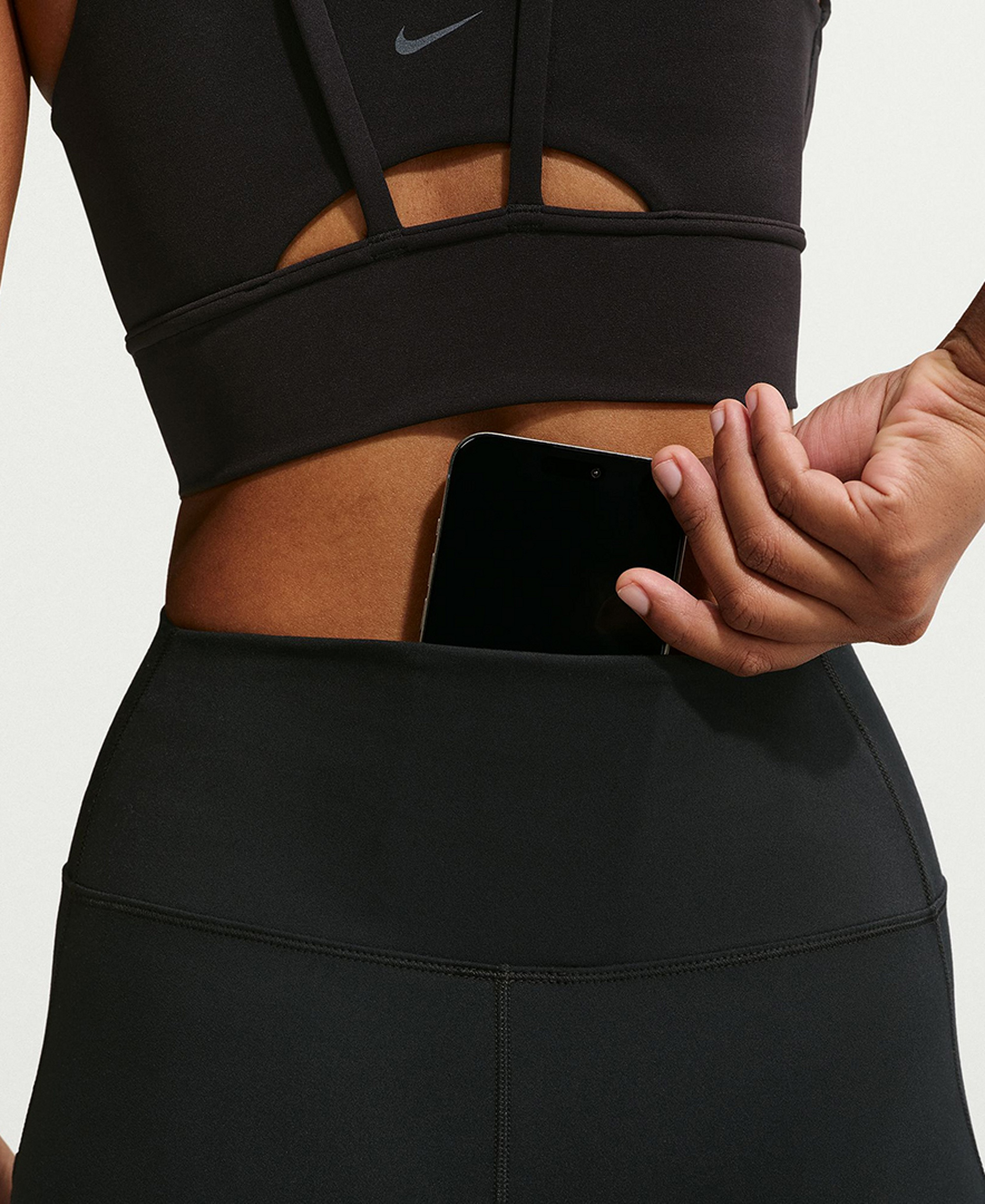 Nike Women's One High-Waisted Side-Pocket 8" Bike Shorts - Black/white