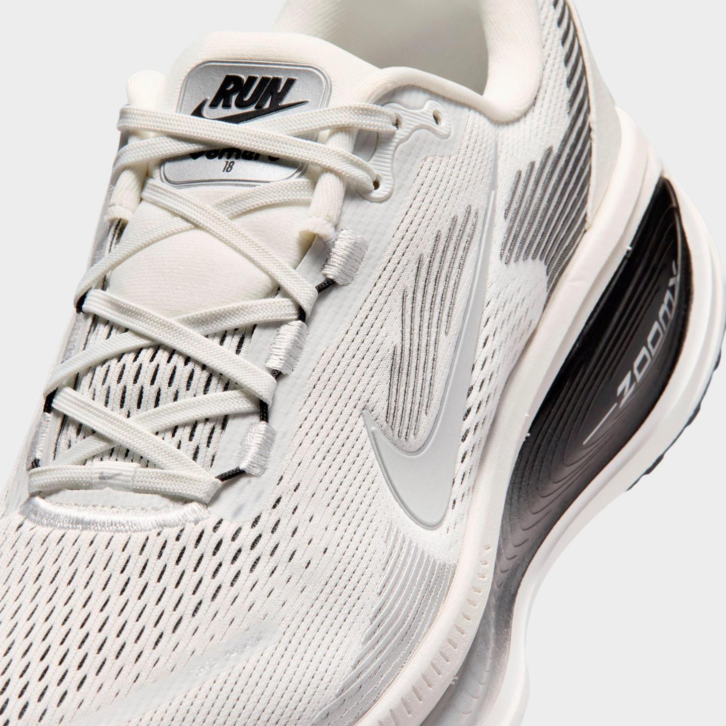 Men's Nithtke Vomero 18 Running Shoes - Part 2 - Summit White/Black/Off White/Metallic Silver - Detail shot