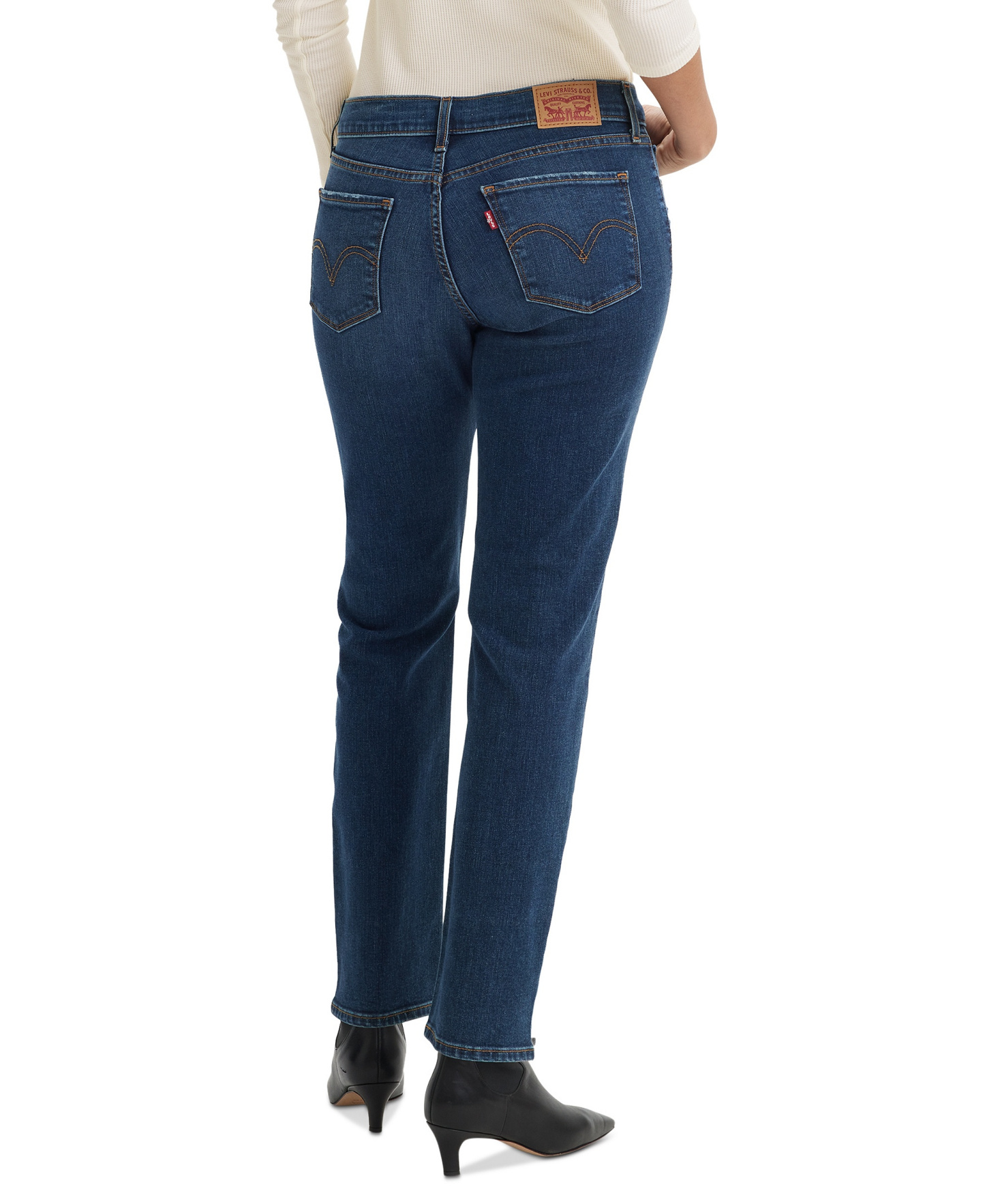 Levi's Women's Classic Mid-Rise Straight-Leg Jeans - The Best Seller Clean Hem