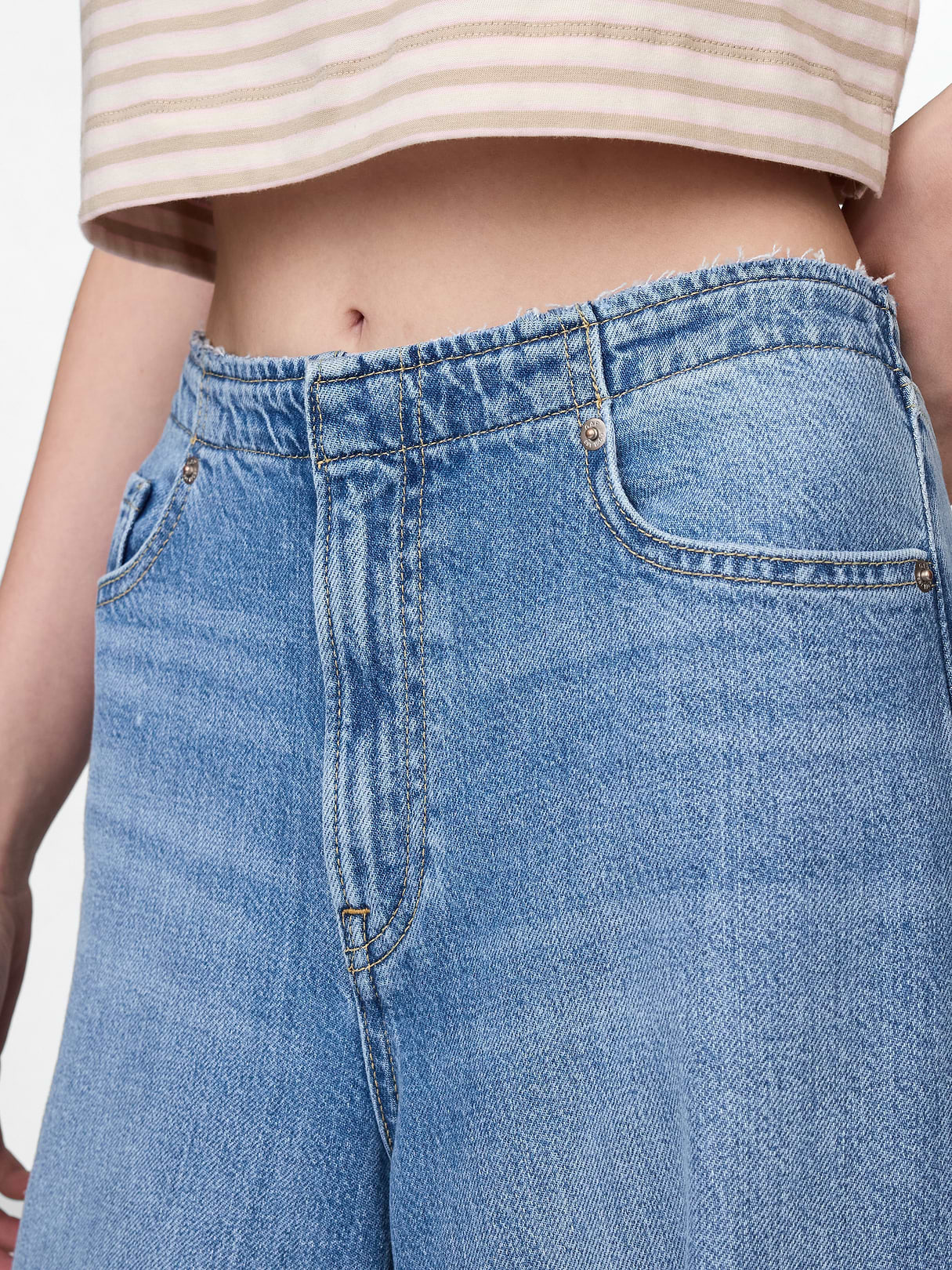 Mid Rise UltraSoft Baggy Jeans - Washed indigo
