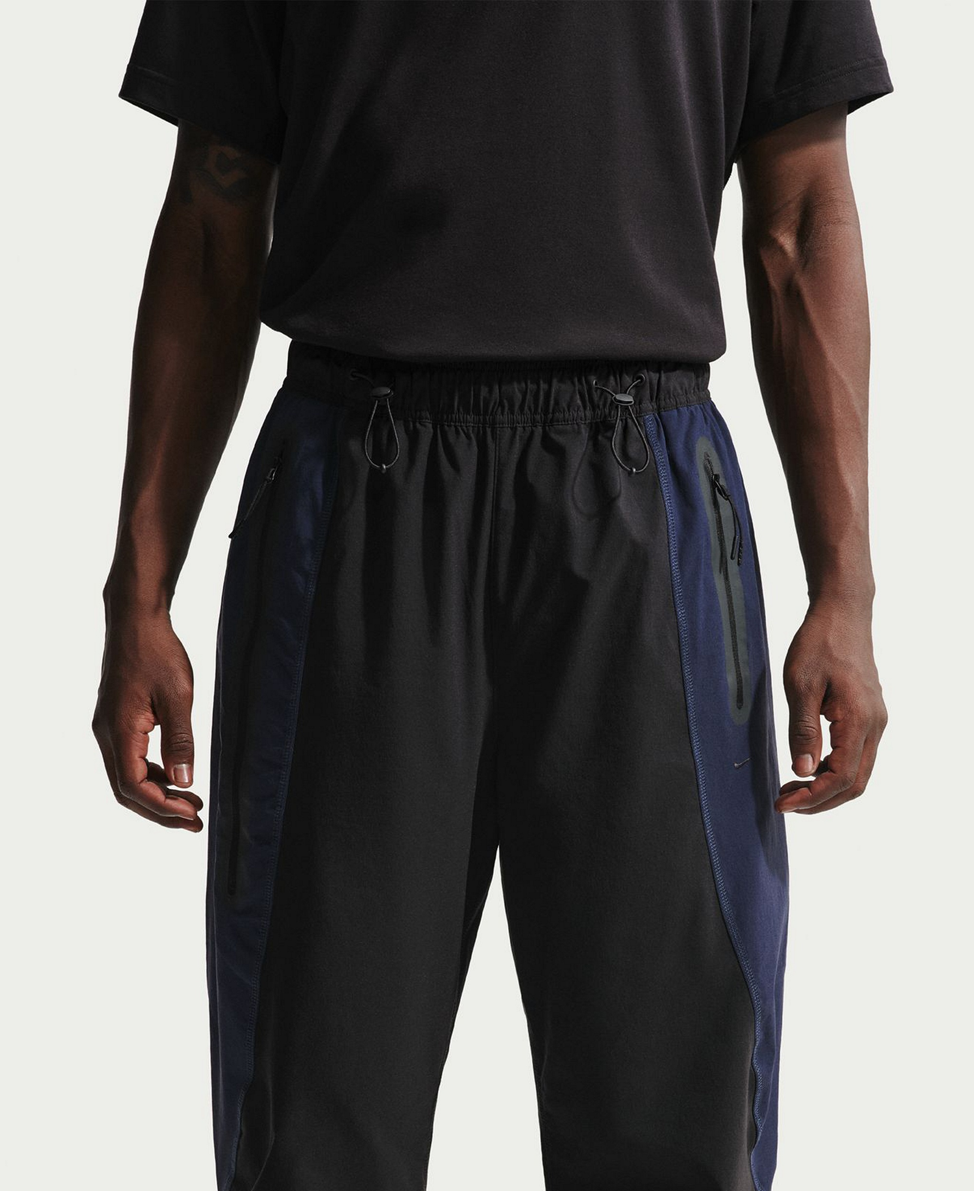 Nike Men's Tech Dri-FIT Woven Color-Block Pants - Black/Obsidian