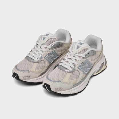 Women's New Balance 2010 Casual Shoes - Sea Salt/Timberwolf - view 2