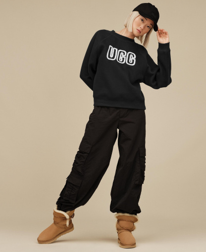 UGG Women's Logo Crewneck Sweatshirt - Black