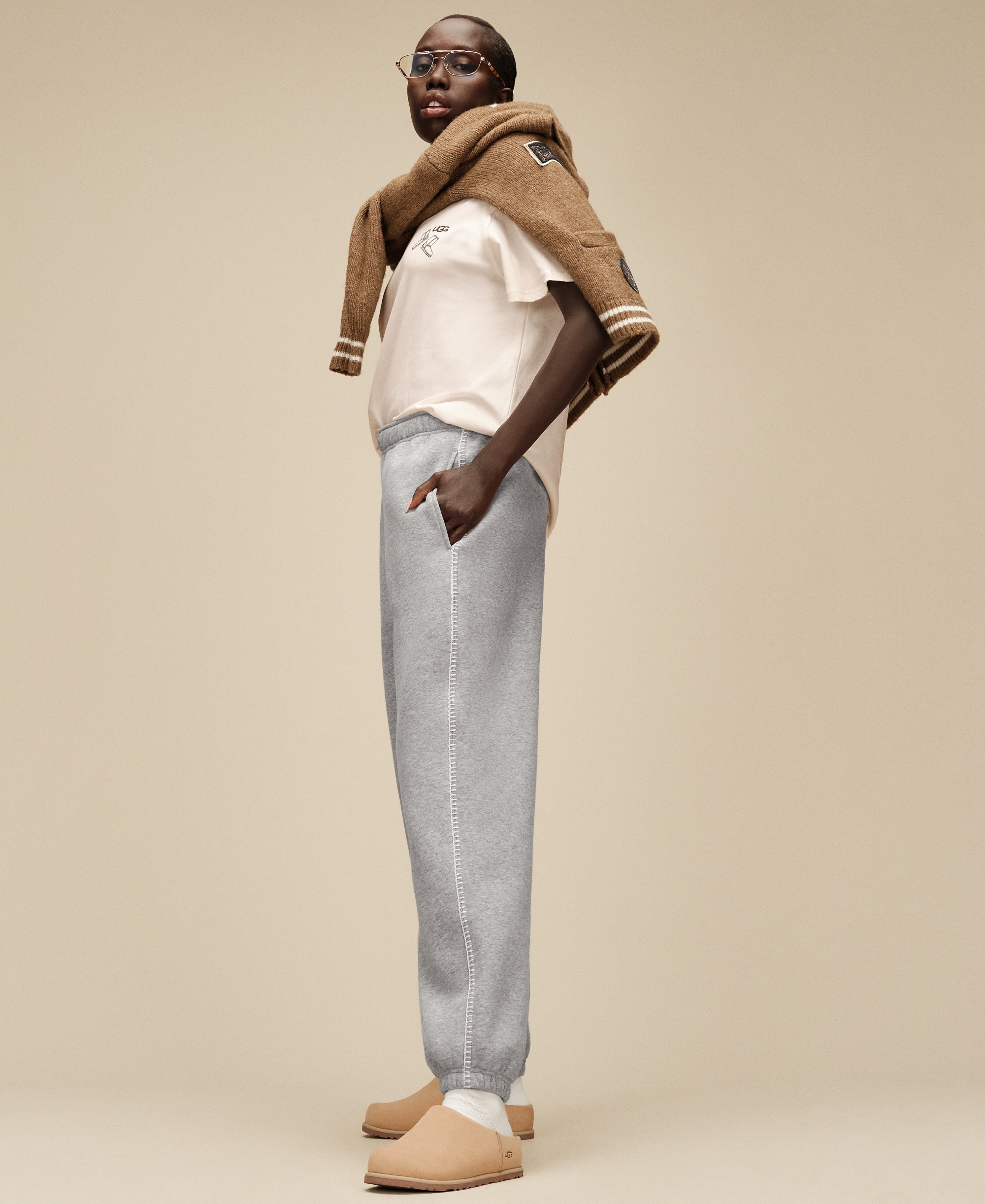 UGG® Women's Classic Fleece Pull-On Sweatpants - Grey Heather
