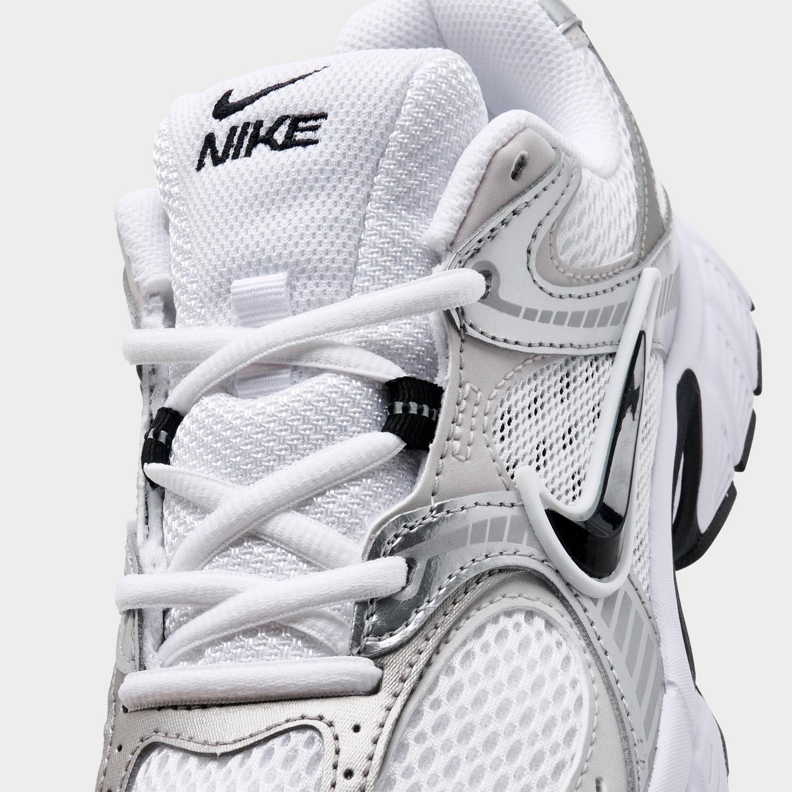 Women's Nike V5 RNR Casual Shoes - White/Vast Grey/Metallic Silver/Black