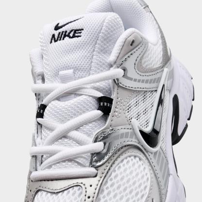 Women's Nike V5 RNR Casual Shoes - White/Vast Grey/Metallic Silver/Black