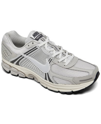 Nike Men's Zoom Vomero 5 Casual Sneakers from Finish Line - Platinum
