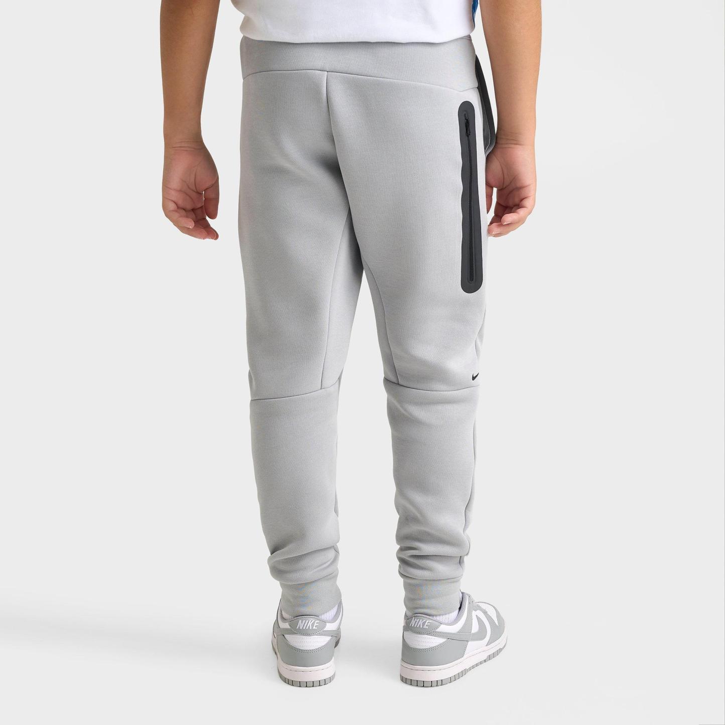 Big Kids' Nithtke Sportswear Tech Fleece Reflective Jogger Pants - Wolf Grey/Smoke Grey/Black/Energy