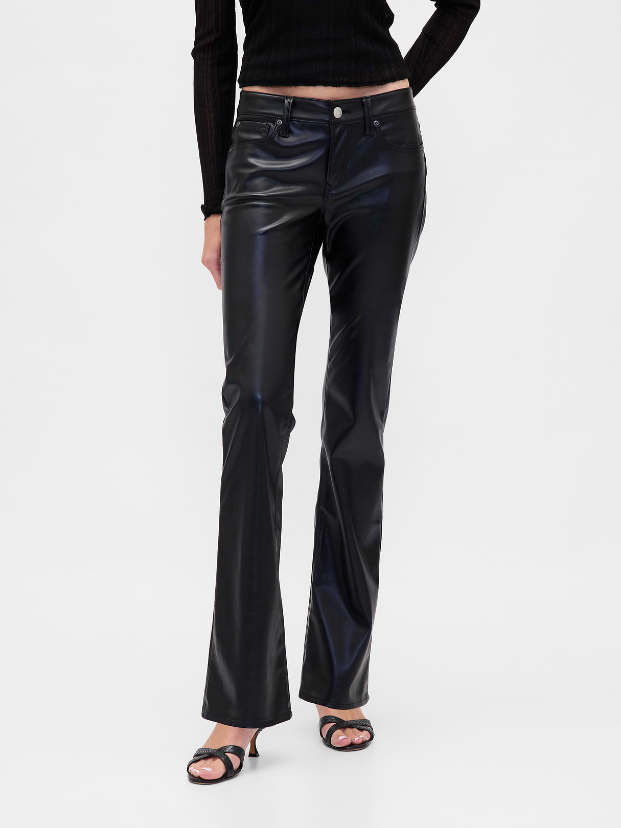 Low Rise Long & Lean Split-Hem Jeans - Black