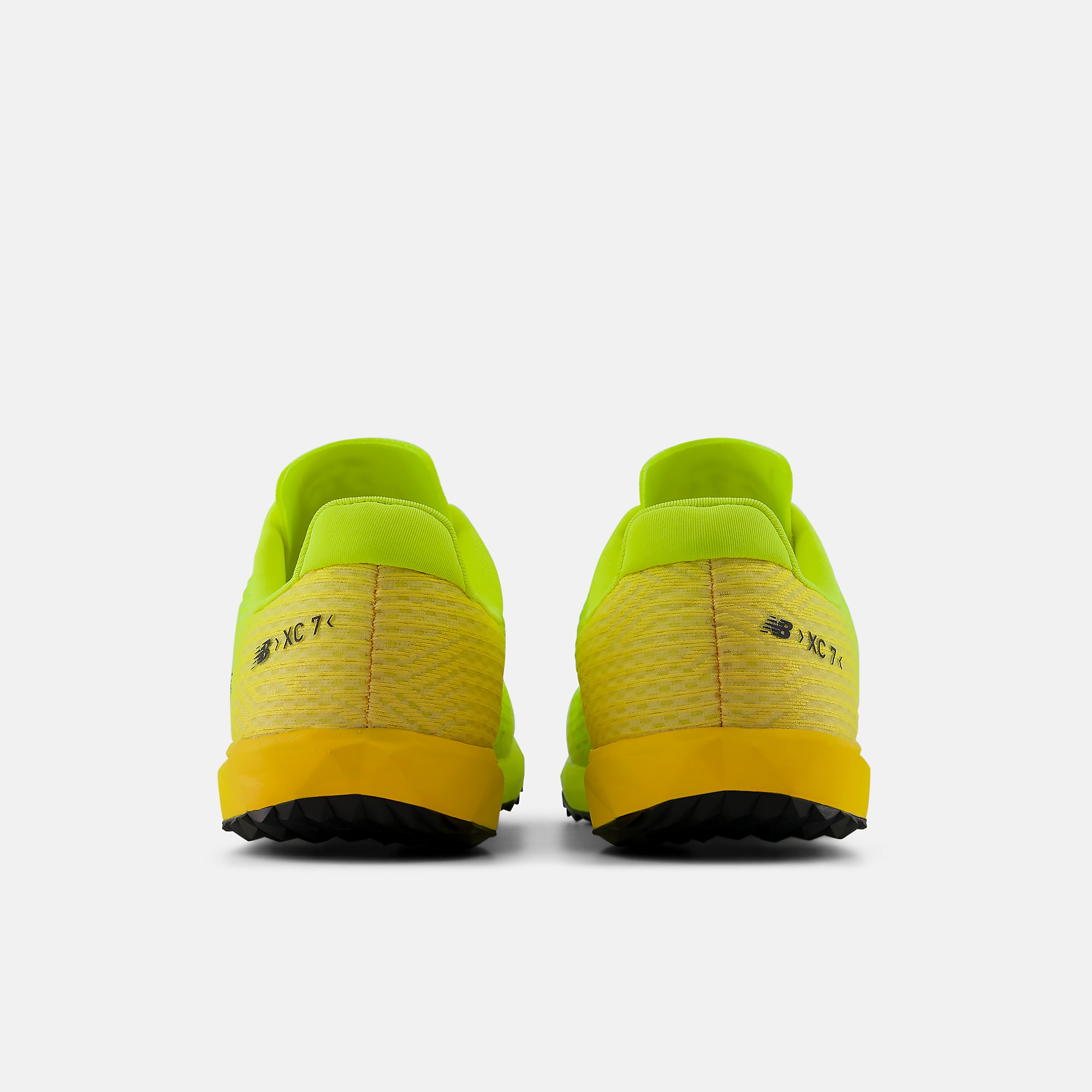 New Balance FuelCell XC7 v5, U71AX
