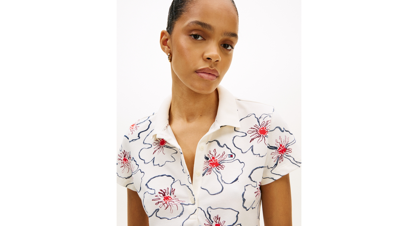 Tommy Hilfiger Women's Printed Short-Sleeve Polo Top - Linear Poppy Watercolor Tommy White Red White Blue