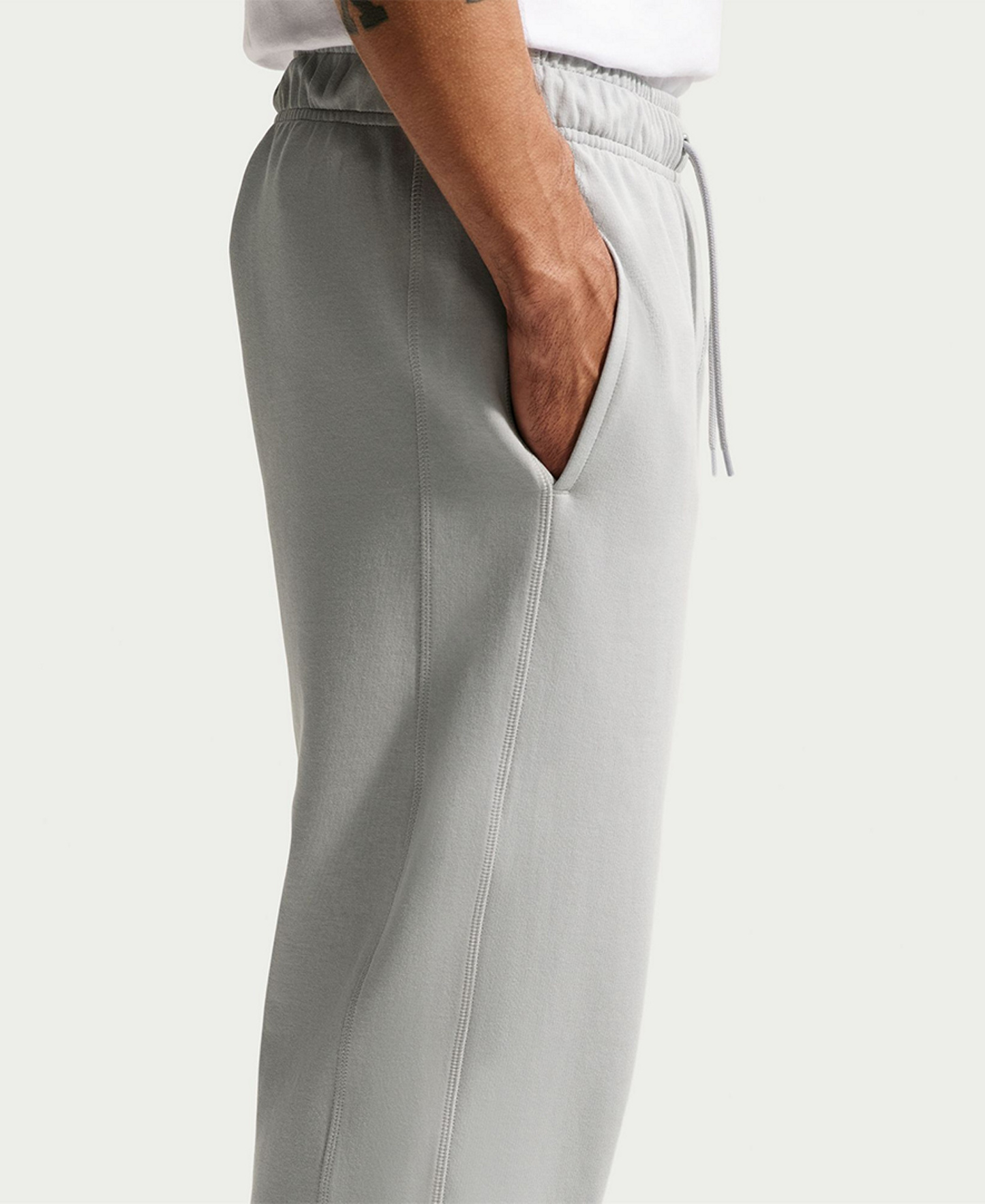 Nike Sportswear Club Men's Varsity Open-Hem Pants - Light Smoke Gray/White
