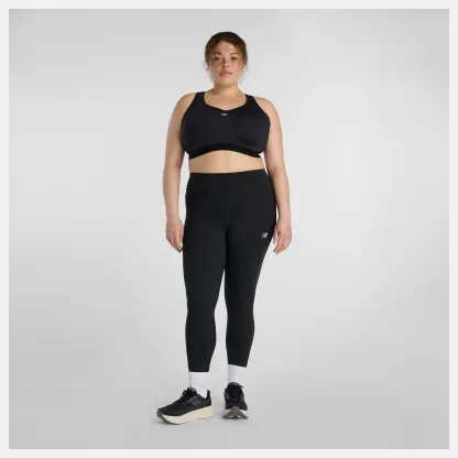 Ciara lleva una talla 2XL y mide 5'7"/170cm. Pecho : 47"/119cm, Cintura : 40"/102cm, Caderas : 49"/124cm