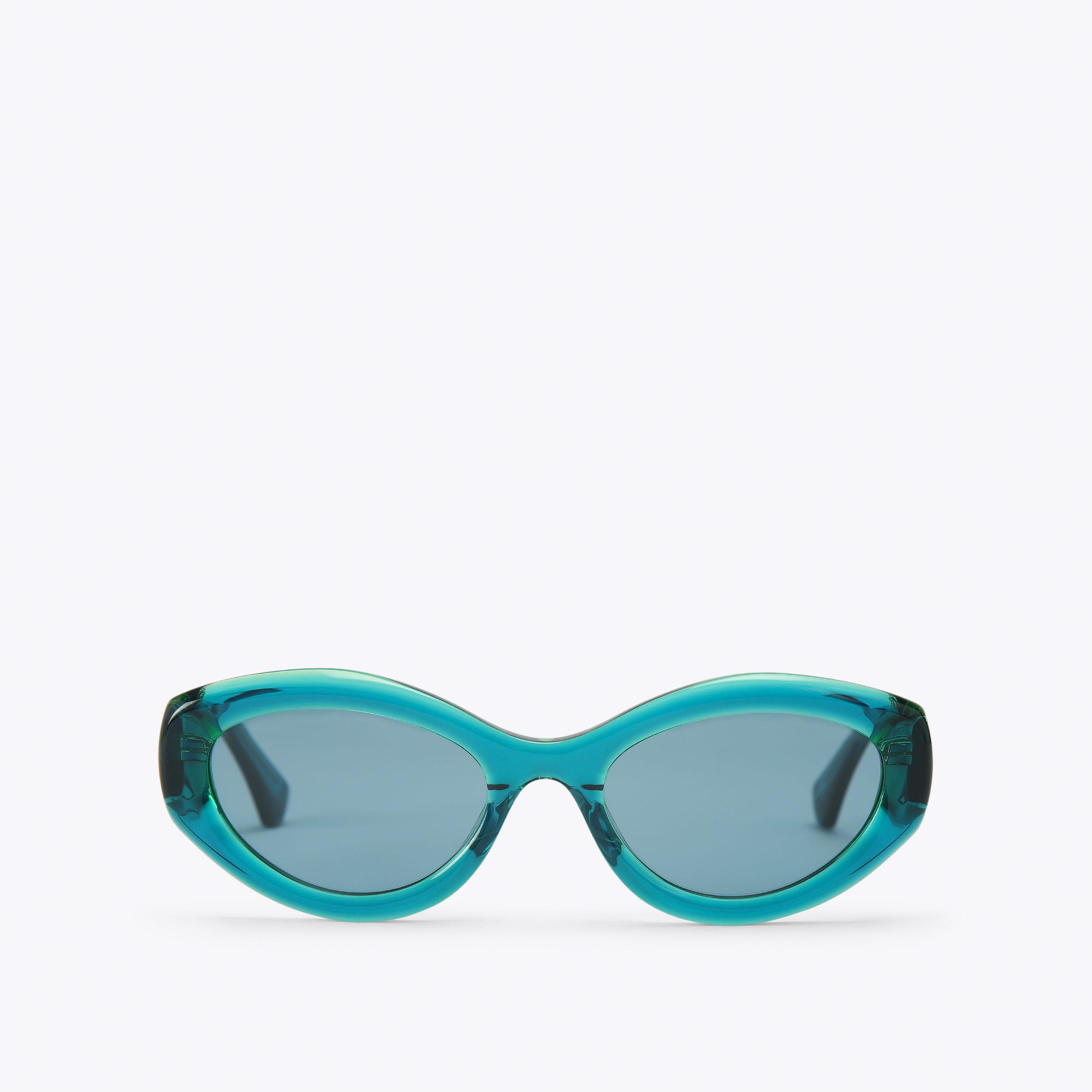 Kurt Geiger London Small Kensington Cat Eye Sunglasses - Blue