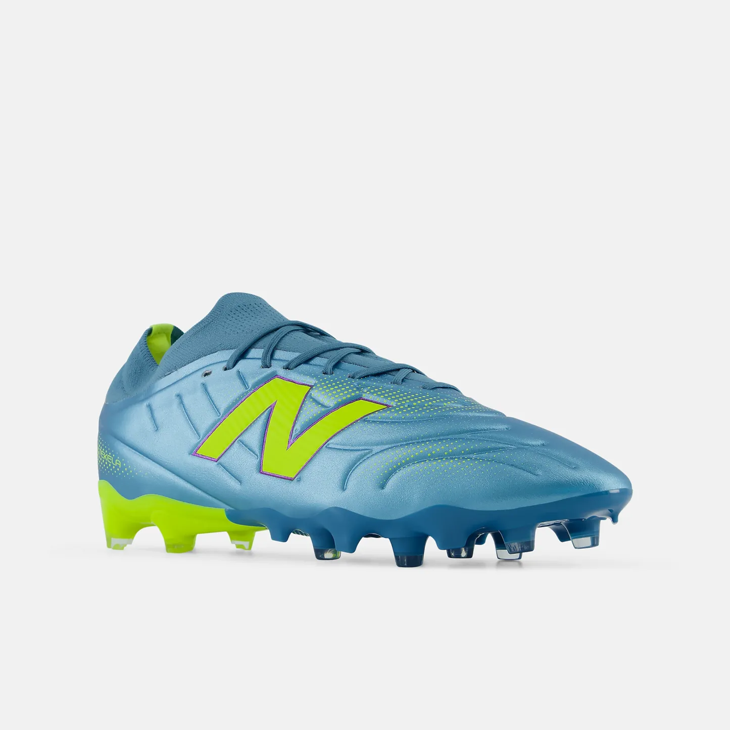 New Balance Tekela Team Low Laced FG V5, UT3FL7NF
