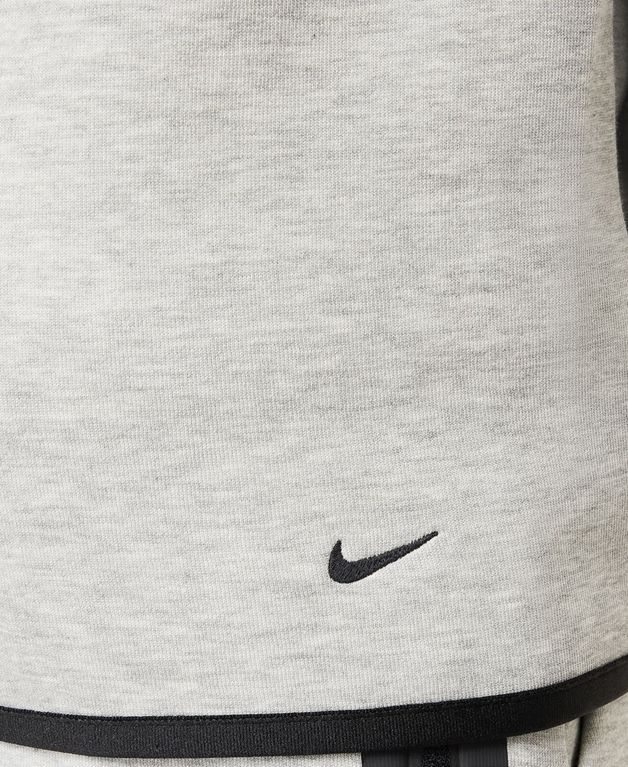 Nike Boys' and Girls' 7-20 Sportswear Tech Fleece Full-Zip Hoodie - Dark Gray Heather