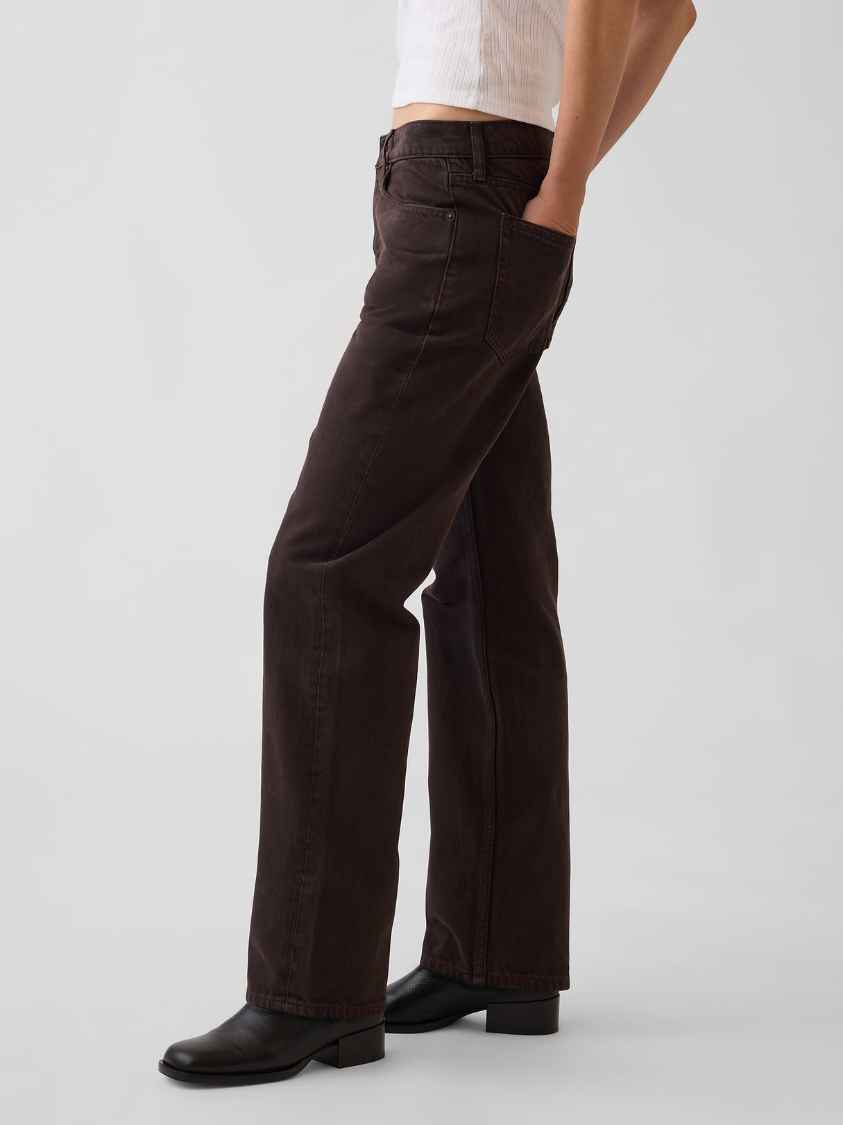Mid Rise Straight Taper Jeans - Dark brown