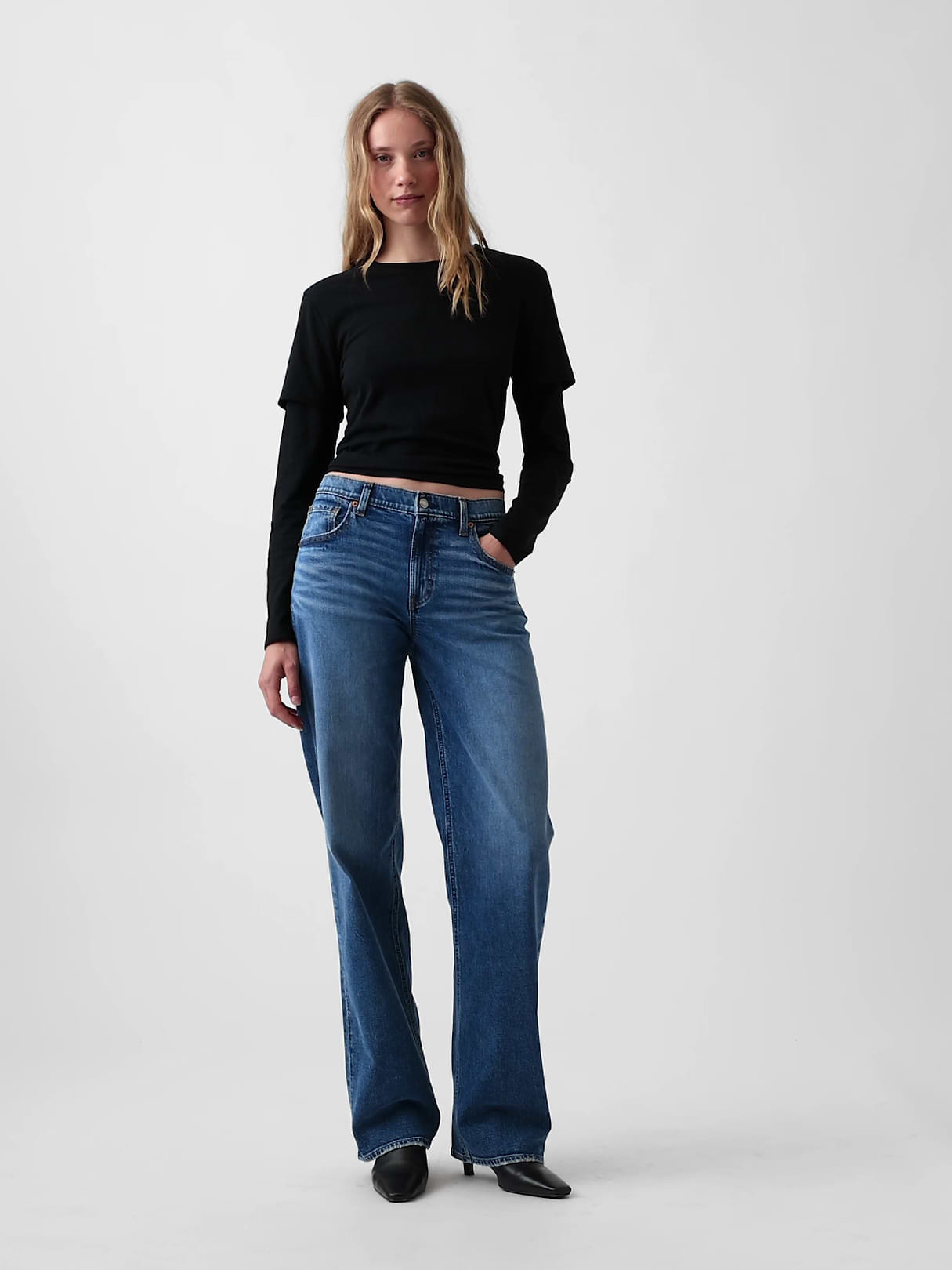 Low Rise '90s Loose Jeans - Medium wash
