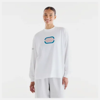 Lola is wearing size S and is 5'8"/172.72cm. Chest: 31.5"/80.01cm, Waist: 25.5"/64.77cm, Hips: 36"/91.44cm