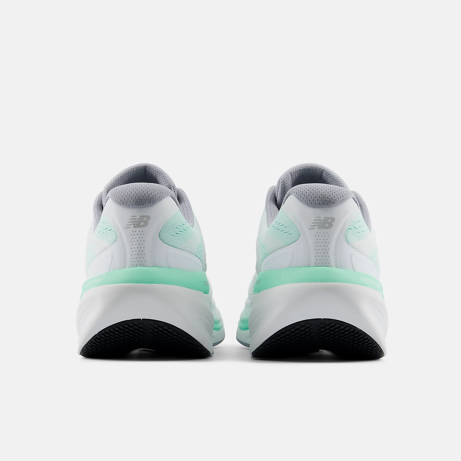 New Balance Fresh Foam X 860v15, W8606M1