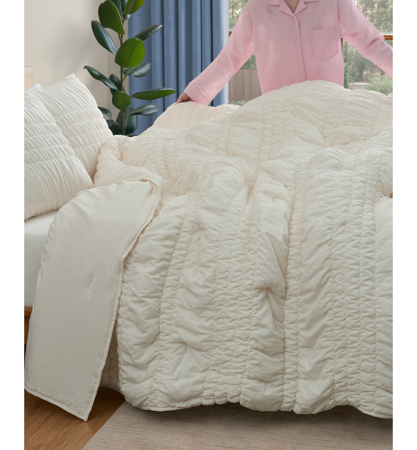 UGG® Devon Tide Ruched  Quilt Set - Ivory
