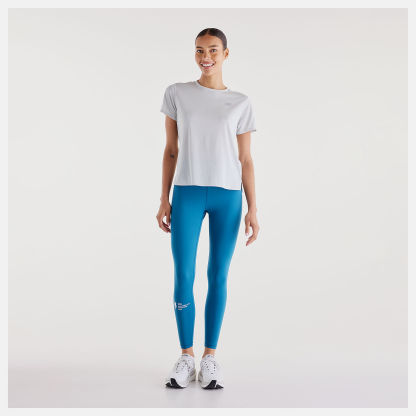 Lola is wearing size S and is 5'8"/172.72cm. Chest: 31.5"/80.01cm, Waist: 25.5"/64.77cm, Hips: 36"/91.44cm