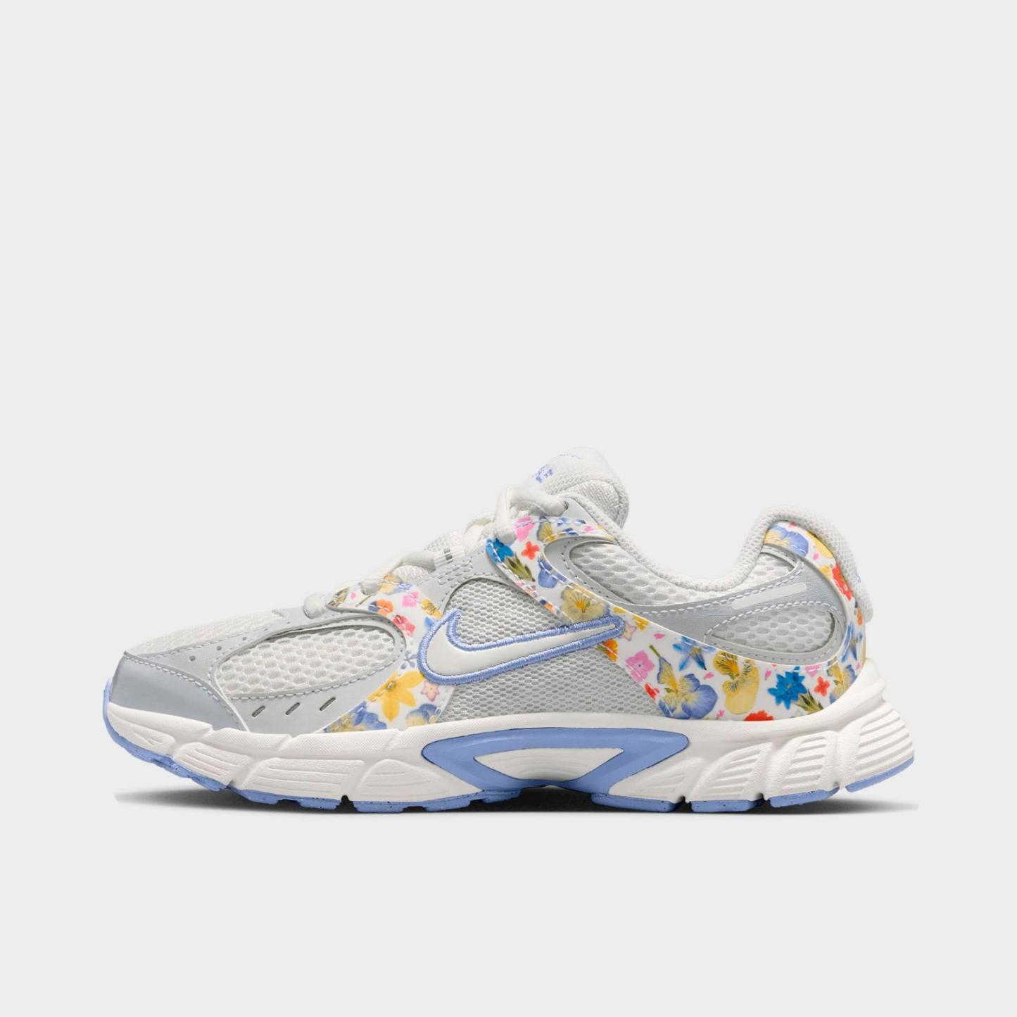 Girls' Big Kids' Nike V5 RNR Casual Shoes - Summit White/Photon Dust/Light Thistle/Summit White - Both shoes facing left