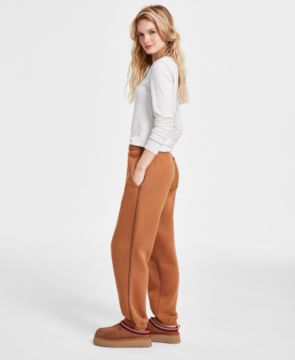 UGG® Women's Classic Fleece Sweatpants - Chestnut