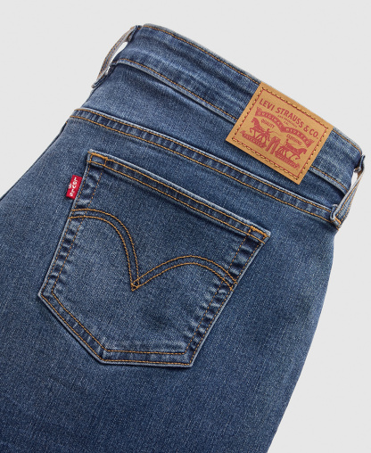 Levi's Women's Relaxed Boyfriend Tapered Leg Jeans - So On
