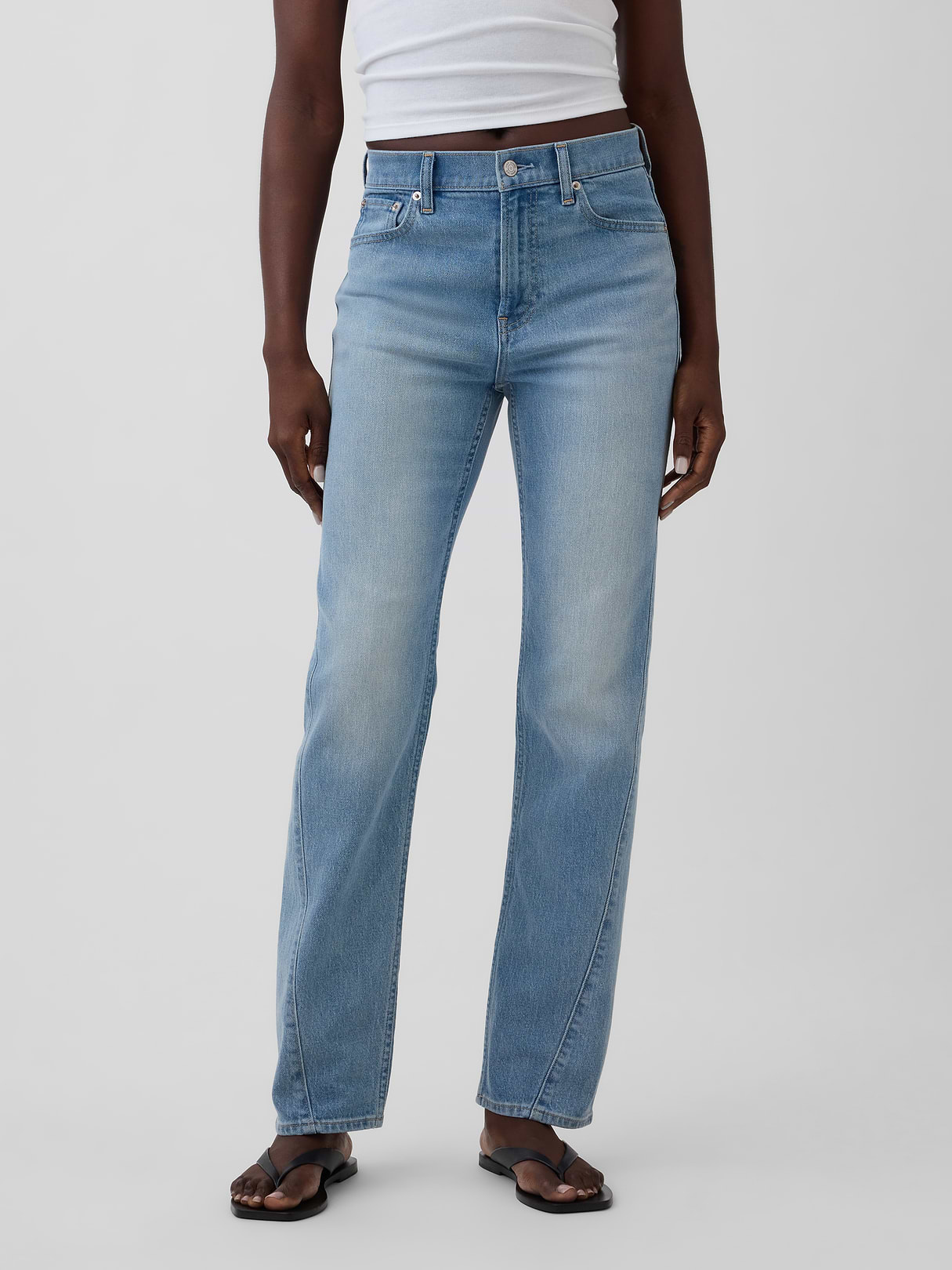 High Rise '90s Slim Straight Jeans - Light indigo