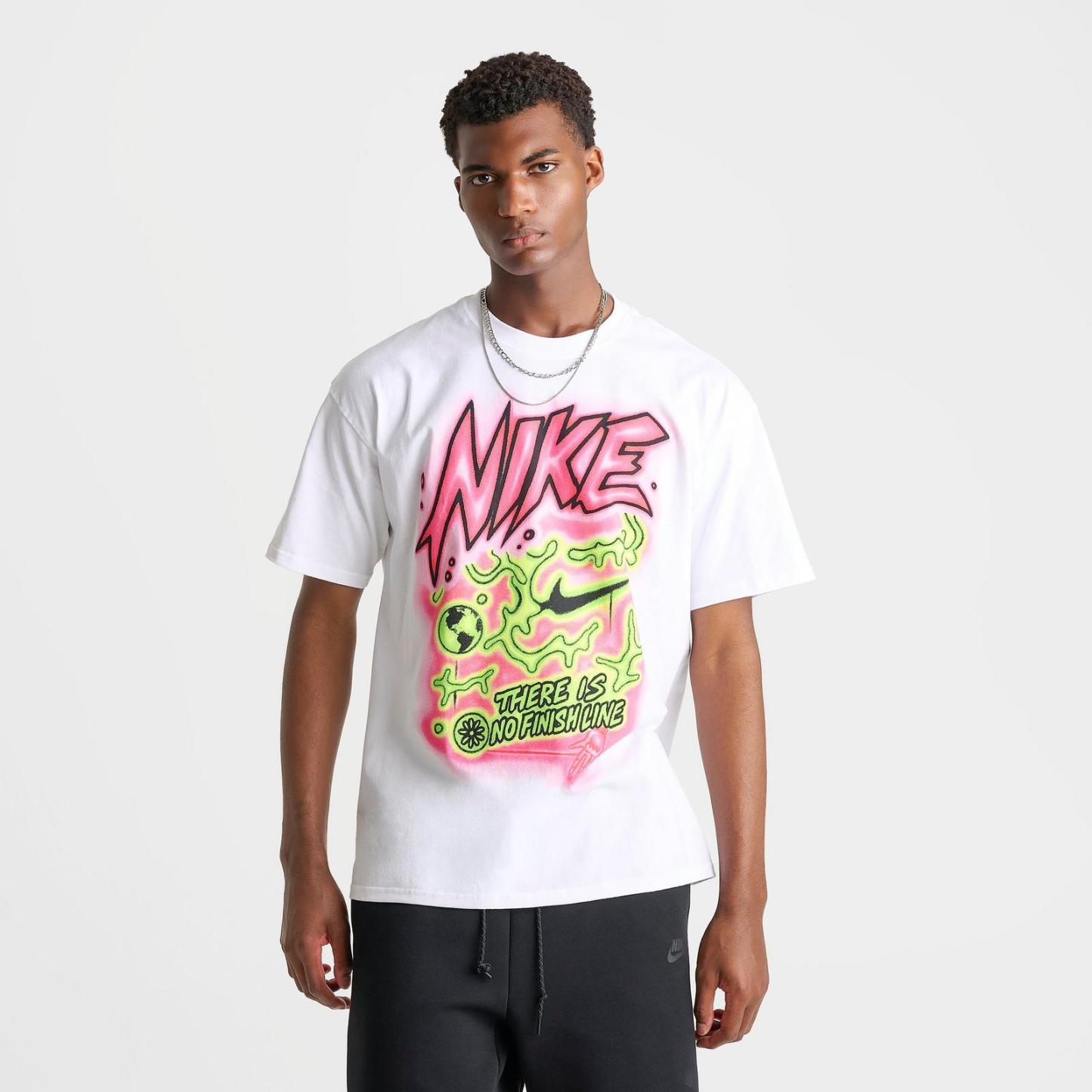 Men's Nike Sportswear No Finish Line Airbrush Graphic T-Shirt - White